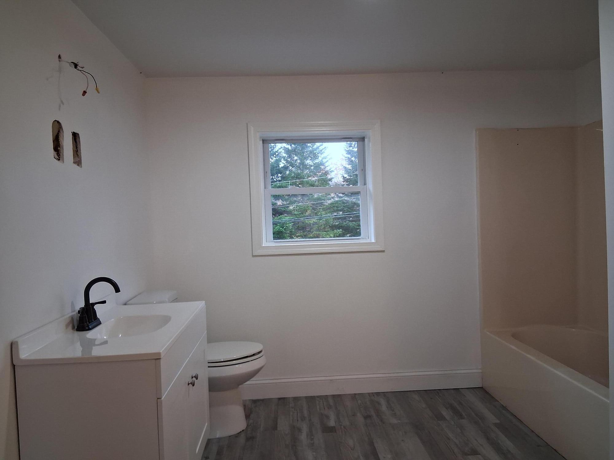 17 Dickey Lane Bowdoin ME 04287