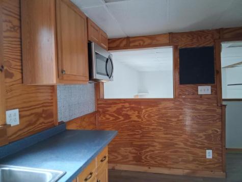 17 Dickey Lane Bowdoin ME 04287