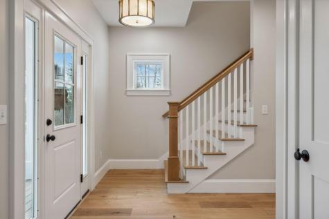 14 Lucy Lane Falmouth ME 04105