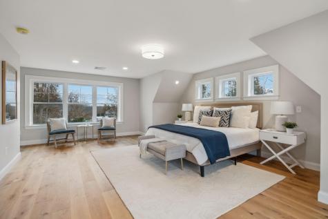 14 Lucy Lane Falmouth ME 04105