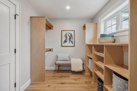 14 Lucy Lane Falmouth ME 04105
