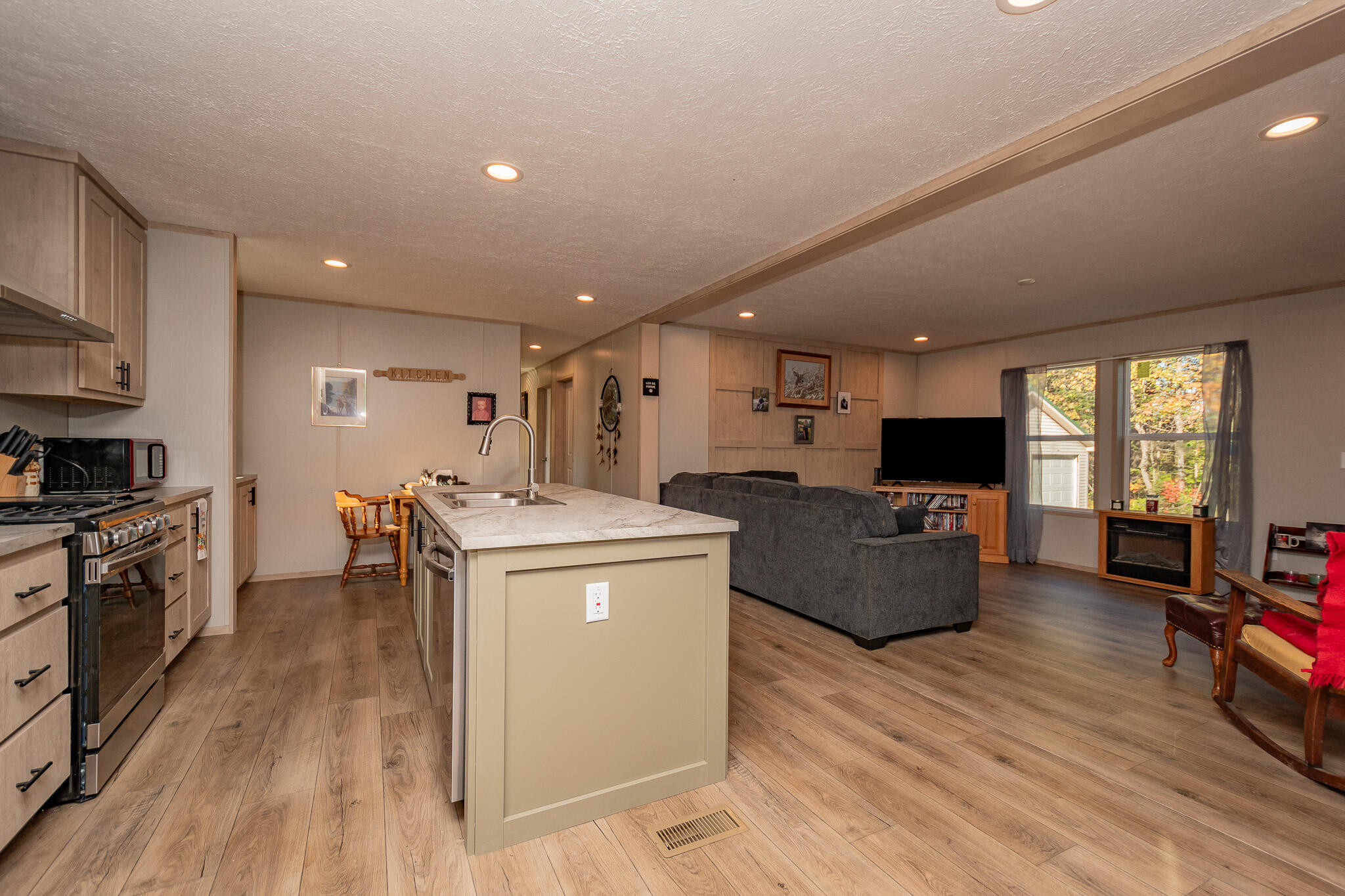 3 Back Road Abbot ME 04406