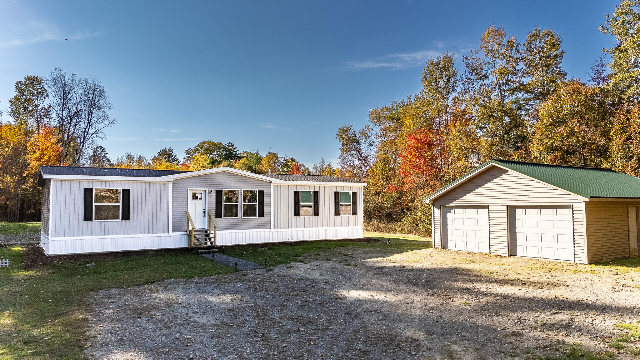 3 Back Road Abbot ME 04406