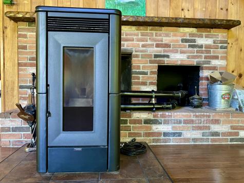 136 Bray Ridge Road Hiram ME 04041