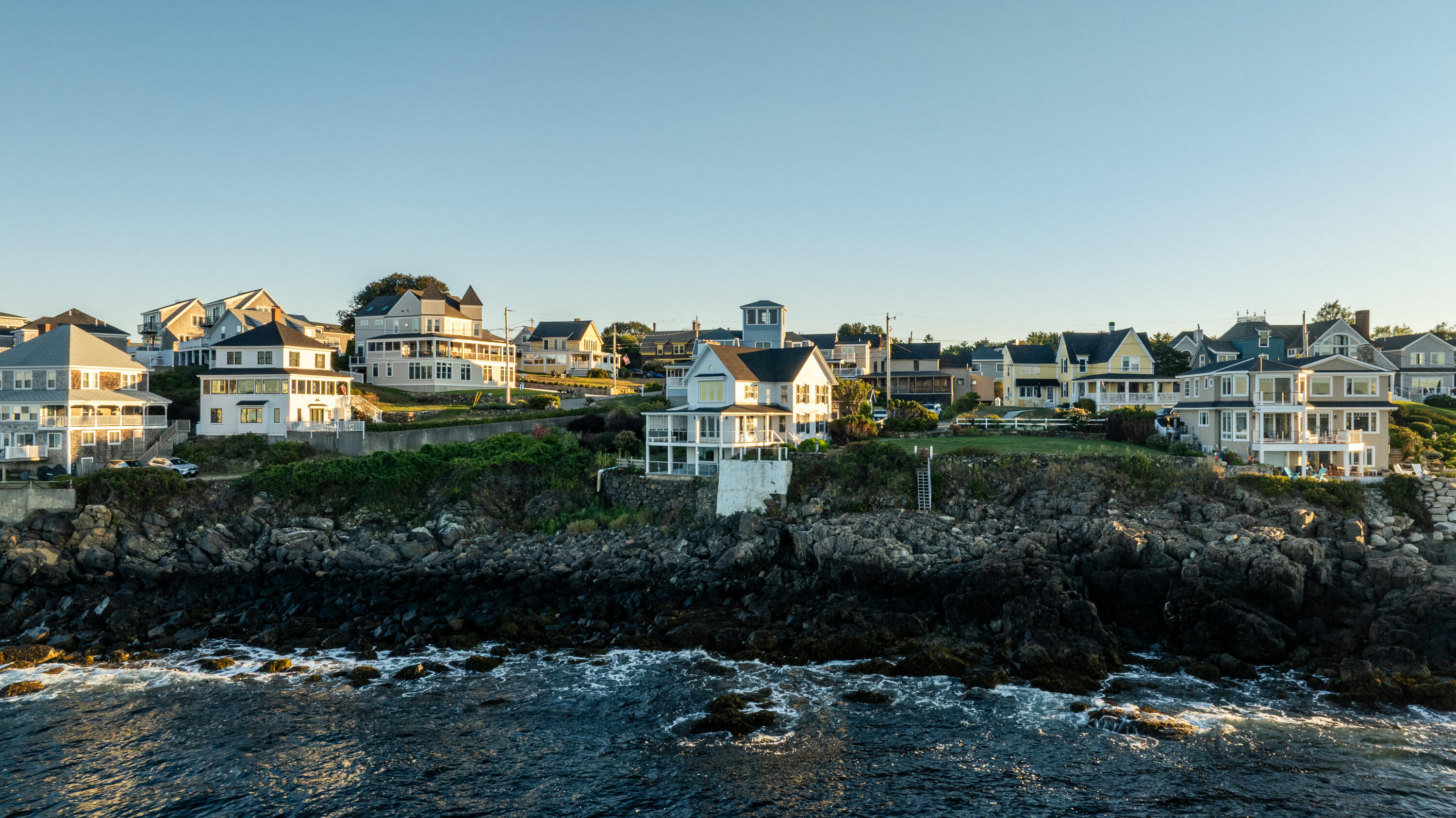 86 Ocean Ave Extension York ME 03909