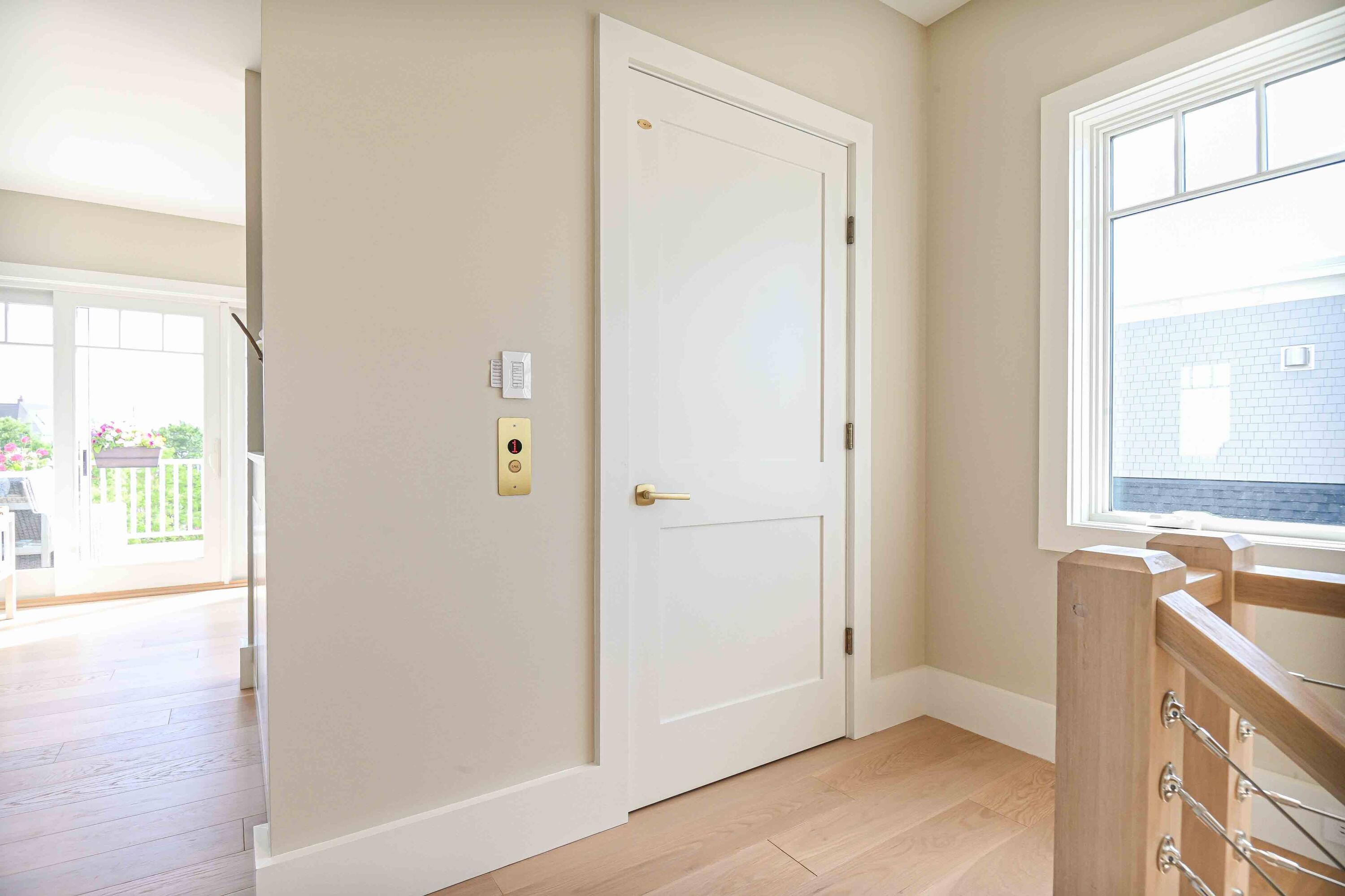 7 Nubble Point York ME 03909