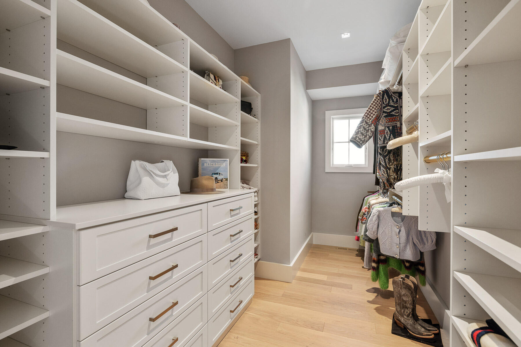 7 Nubble Point York ME 03909