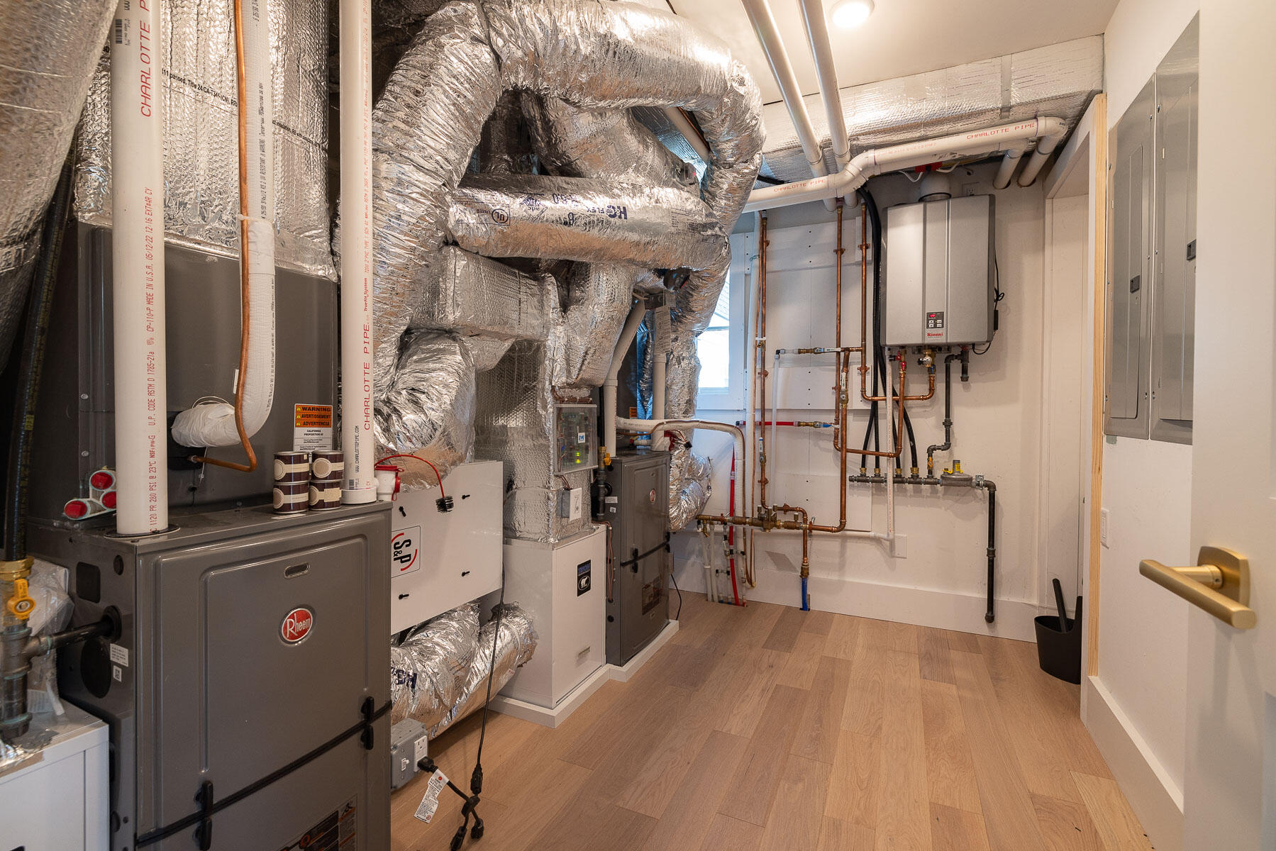 7 Nubble Point York ME 03909