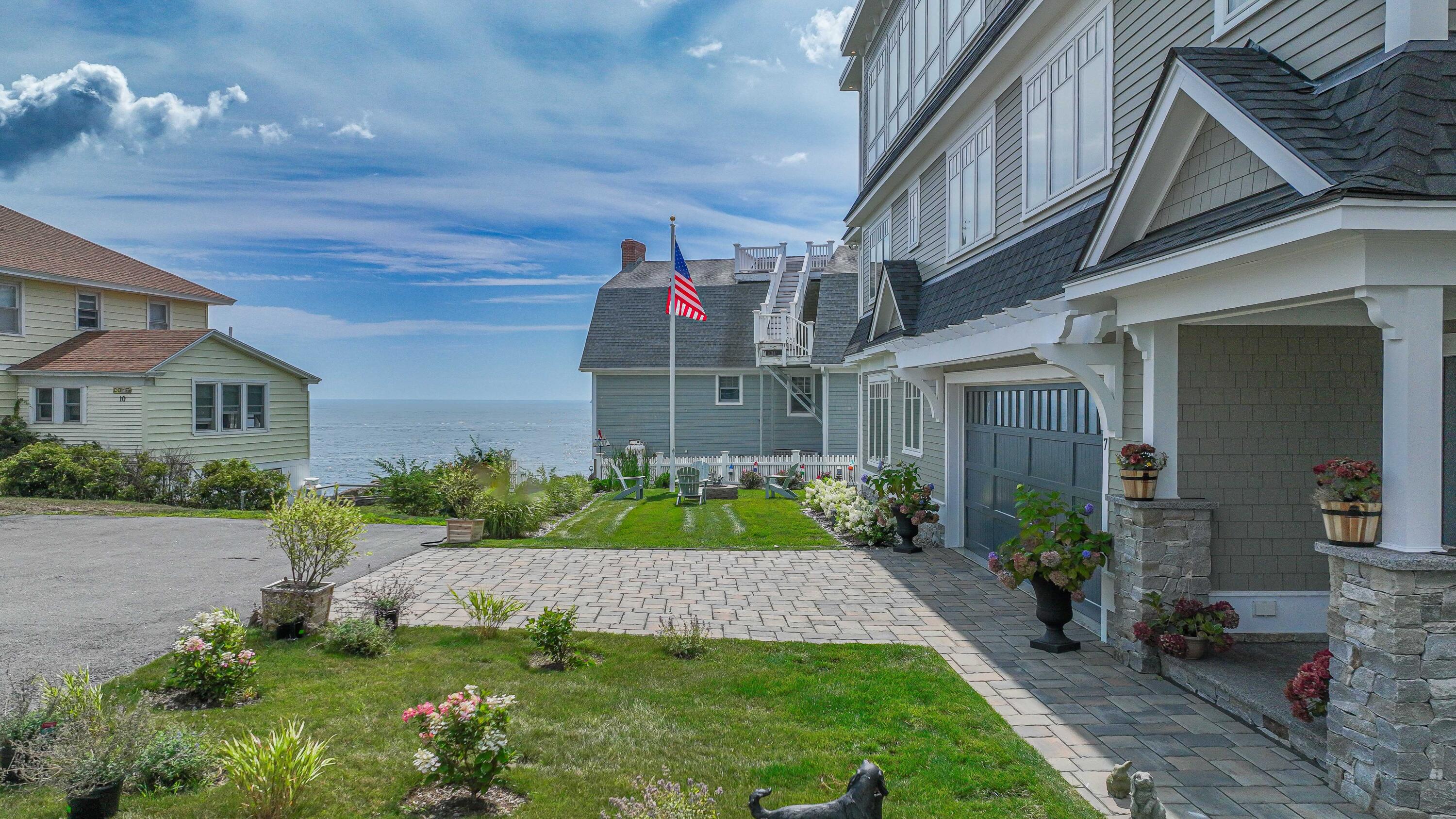 7 Nubble Point York ME 03909