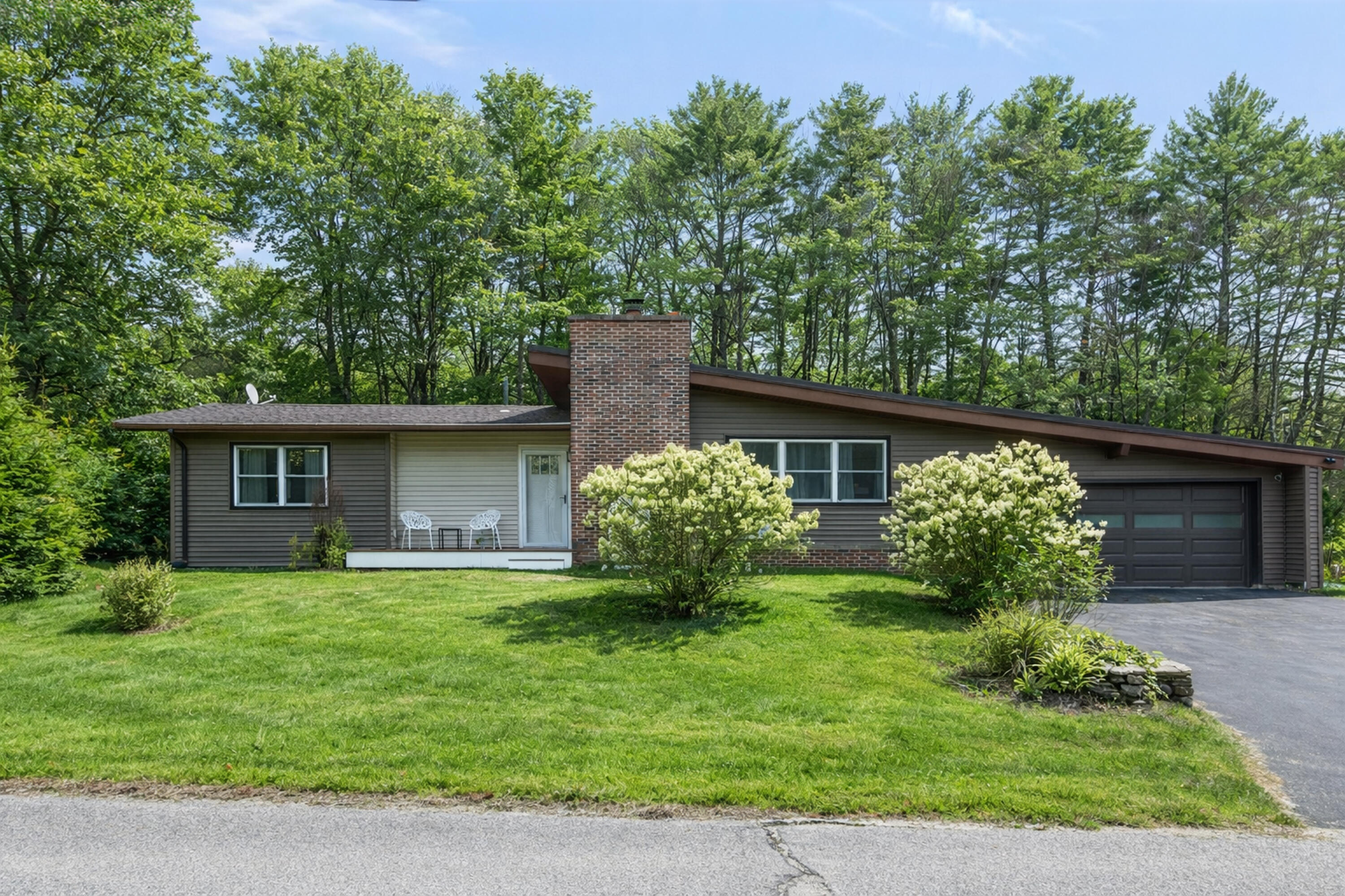 54 Sunset Avenue Auburn ME 04210
