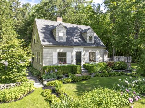 85 Leighton Road Falmouth ME 04105