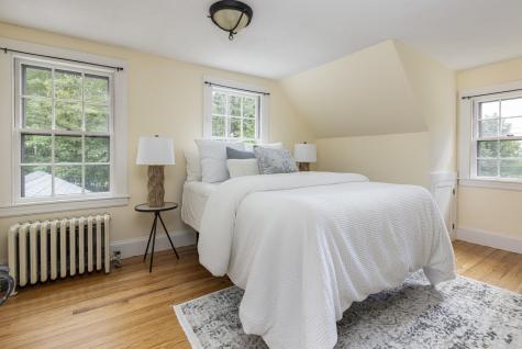 85 Leighton Road Falmouth ME 04105