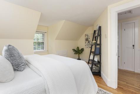 85 Leighton Road Falmouth ME 04105