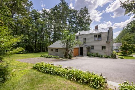 85 Leighton Road Falmouth ME 04105