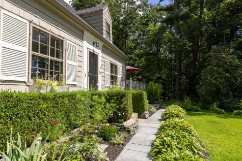 85 Leighton Road Falmouth ME 04105