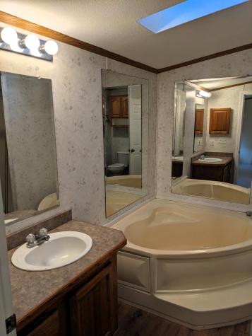 63 Autumn Lane Lewiston ME 04240