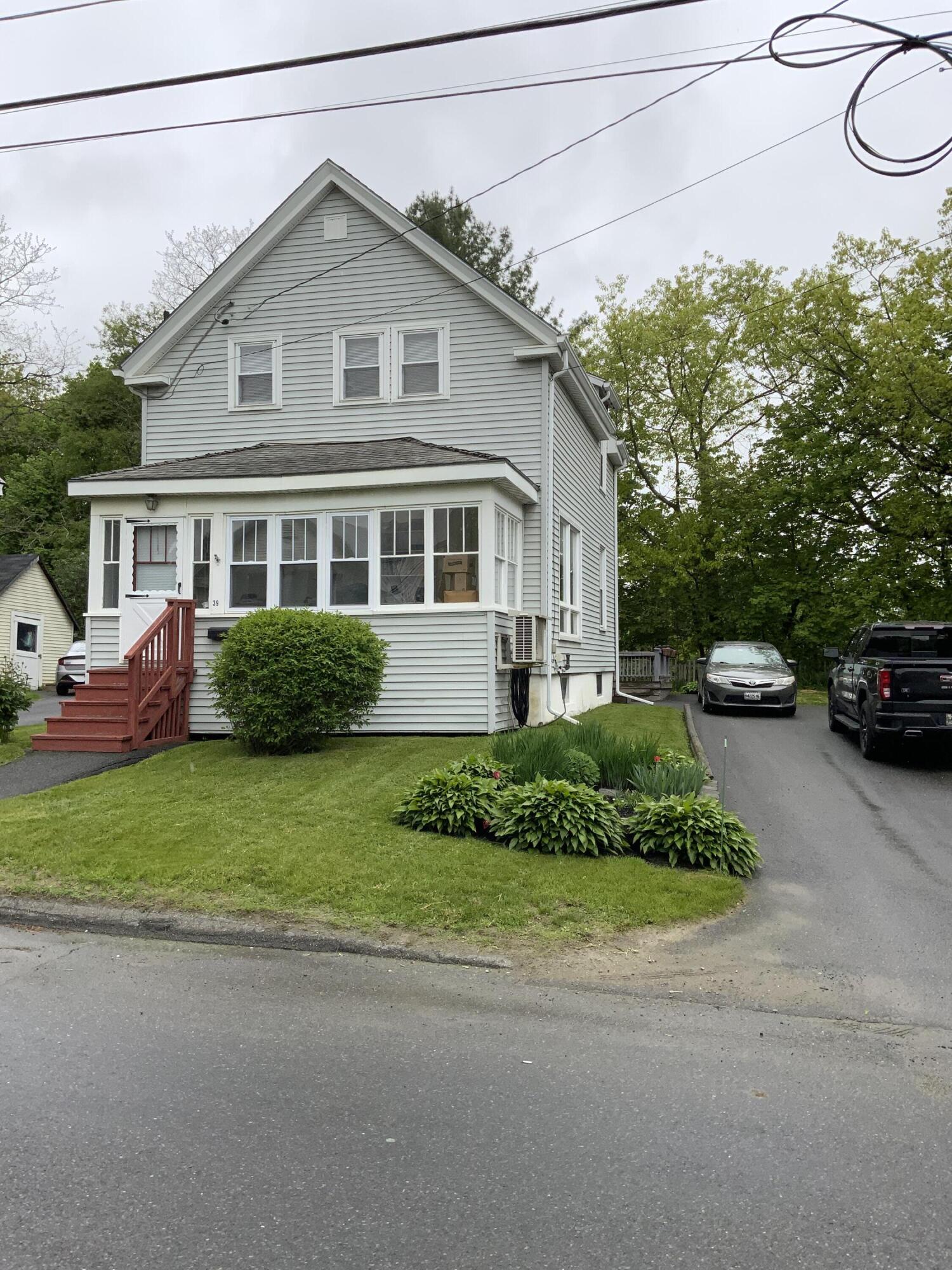 39 Oak Street Waterville ME 04901