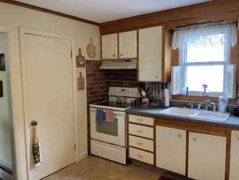 39 Oak Street Waterville ME 04901