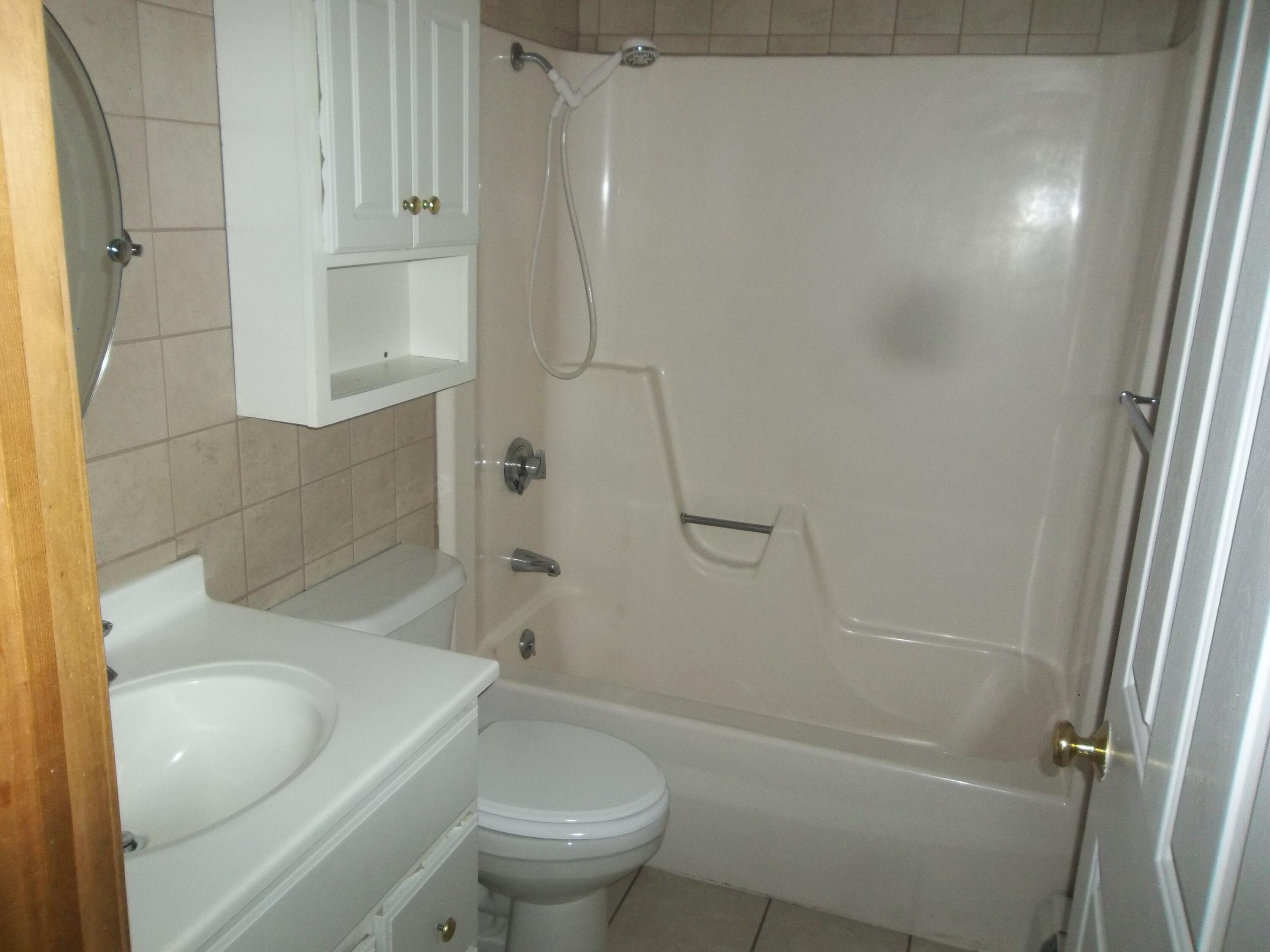 24 Willow Street Calais ME 04619