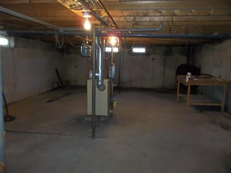 24 Willow Street Calais ME 04619