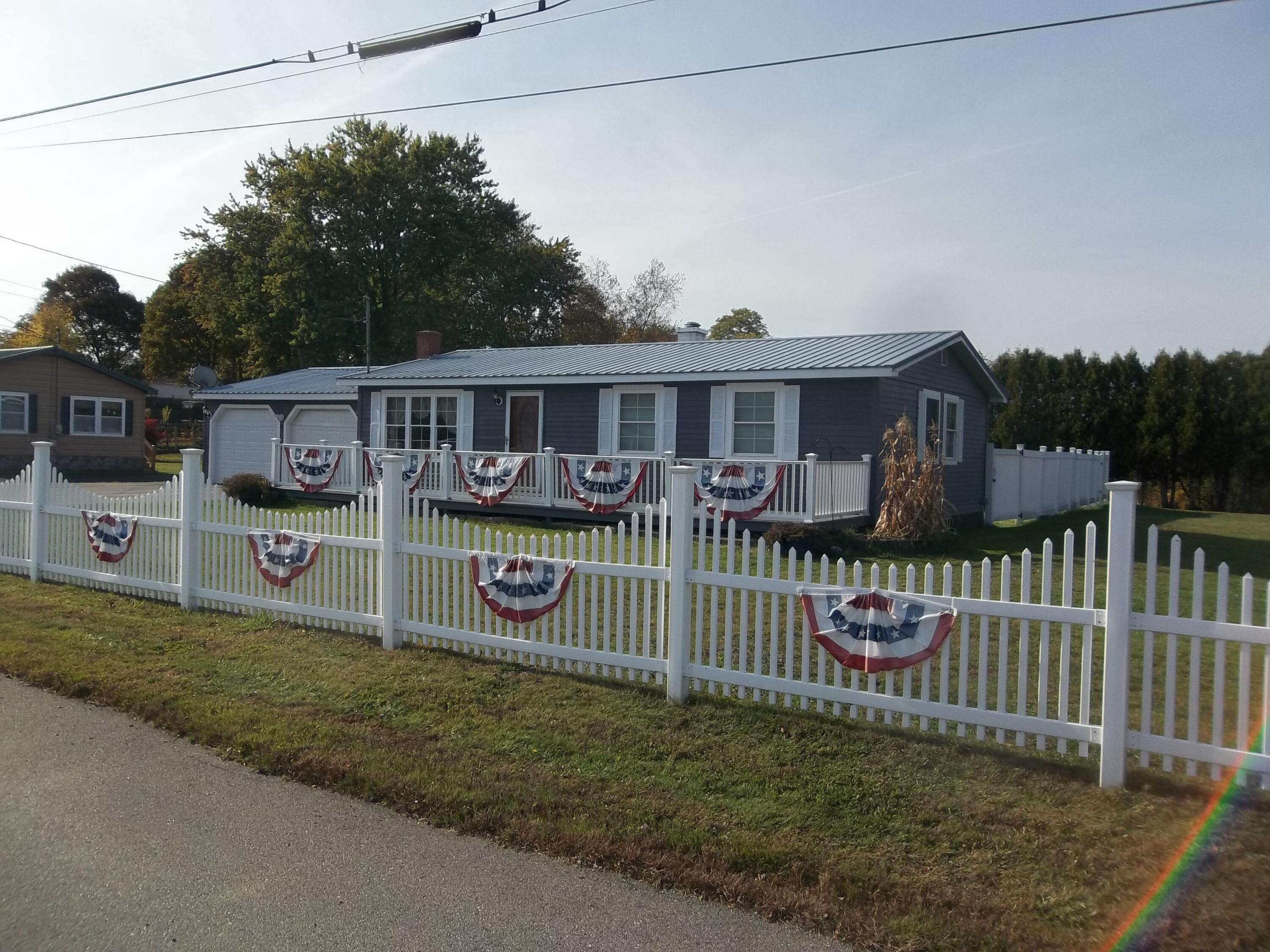 24 Willow Street Calais ME 04619