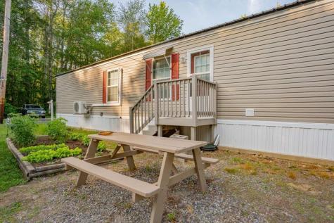 84 Sanford Road Alfred ME 04002