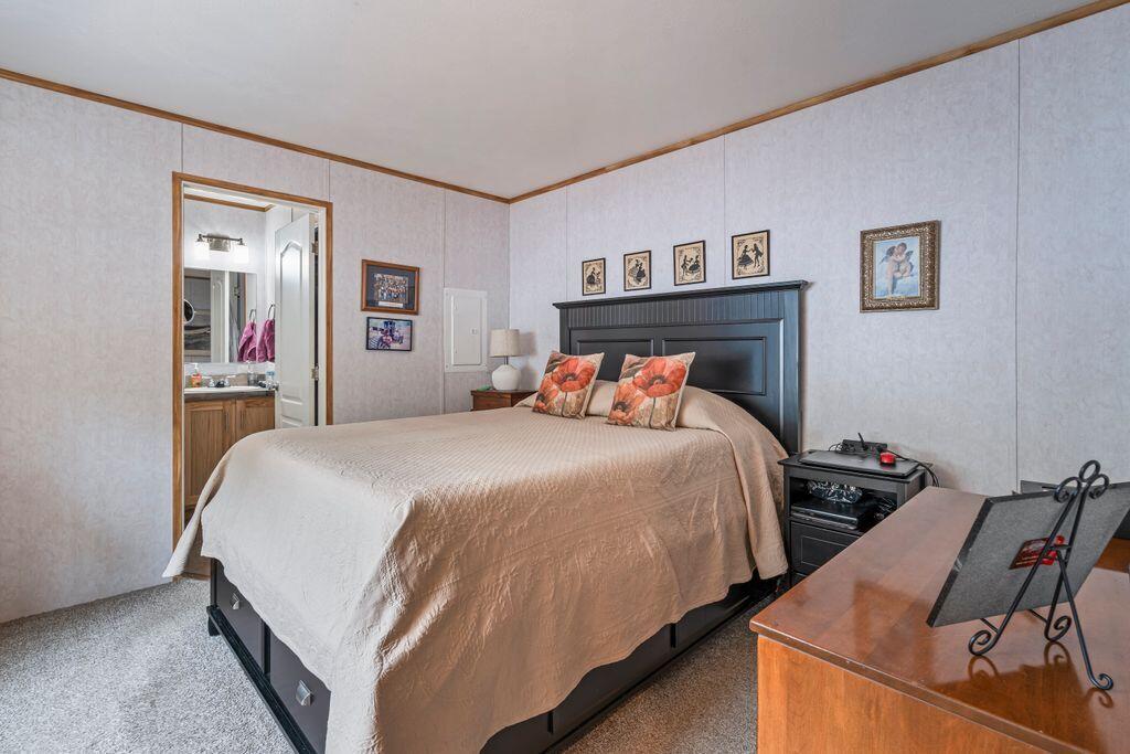 84 Sanford Road Alfred ME 04002