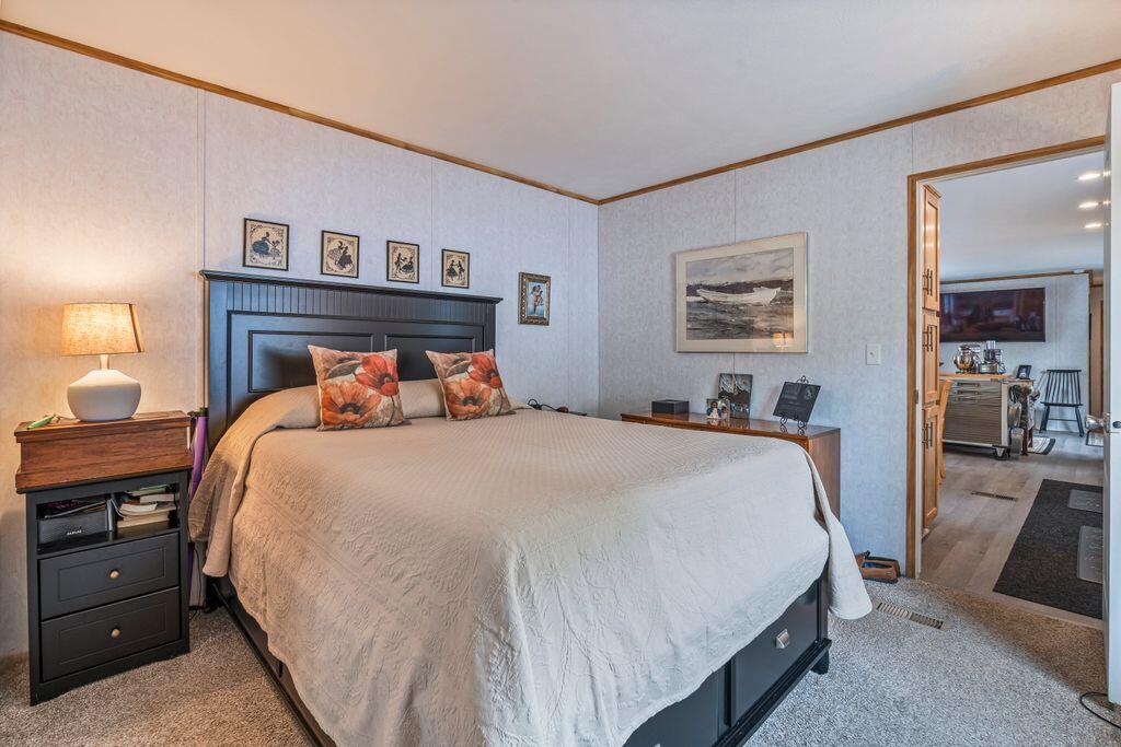 84 Sanford Road Alfred ME 04002