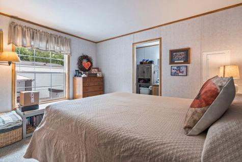 84 Sanford Road Alfred ME 04002