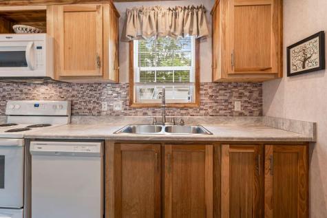 84 Sanford Road Alfred ME 04002