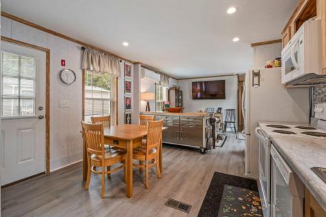 84 Sanford Road Alfred ME 04002