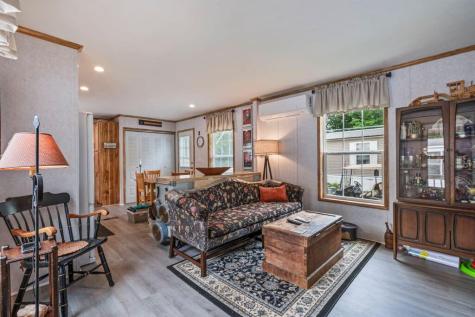 84 Sanford Road Alfred ME 04002