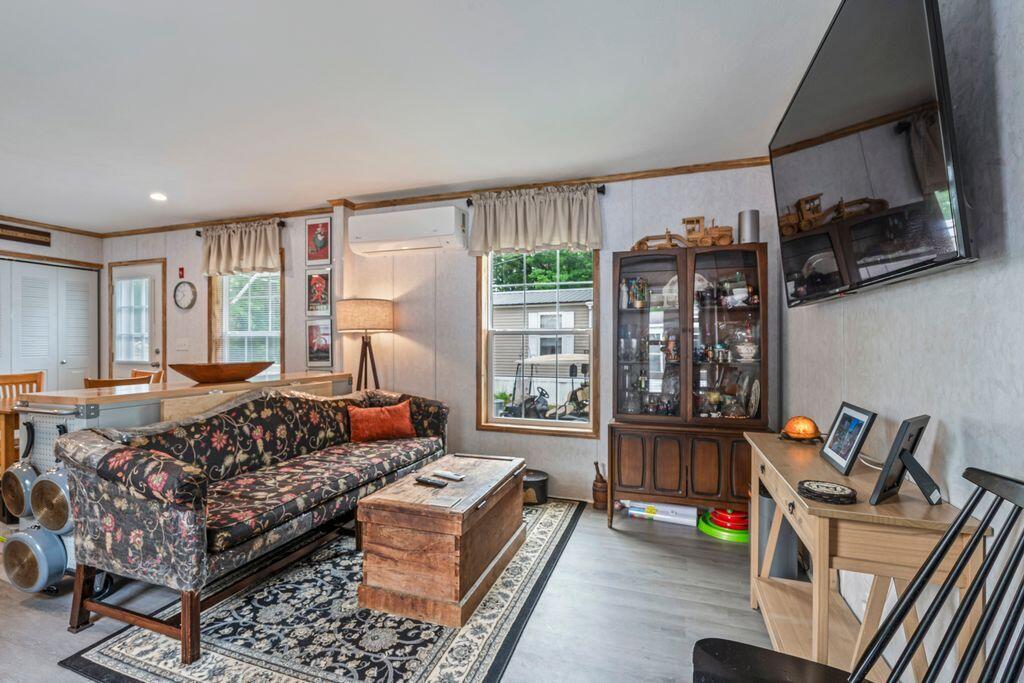 84 Sanford Road Alfred ME 04002