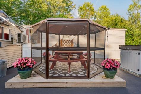 84 Sanford Road Alfred ME 04002