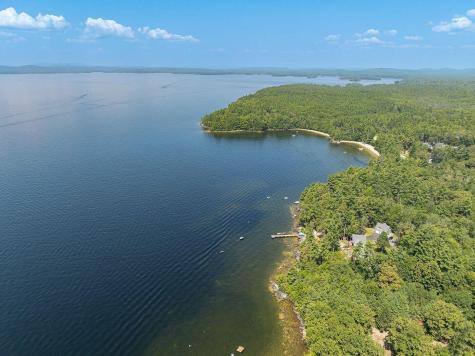 361 Cape Road Raymond ME 04071