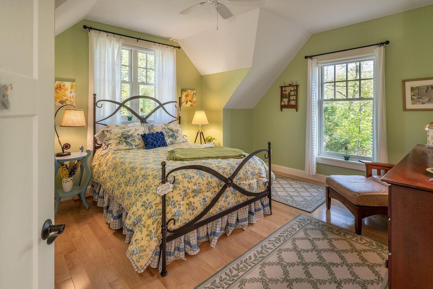 361 Cape Road Raymond ME 04071