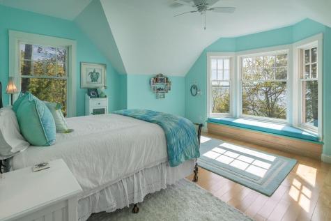 361 Cape Road Raymond ME 04071