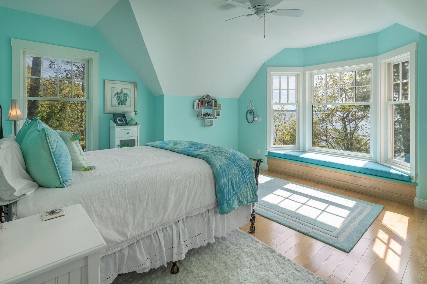 361 Cape Road Raymond ME 04071