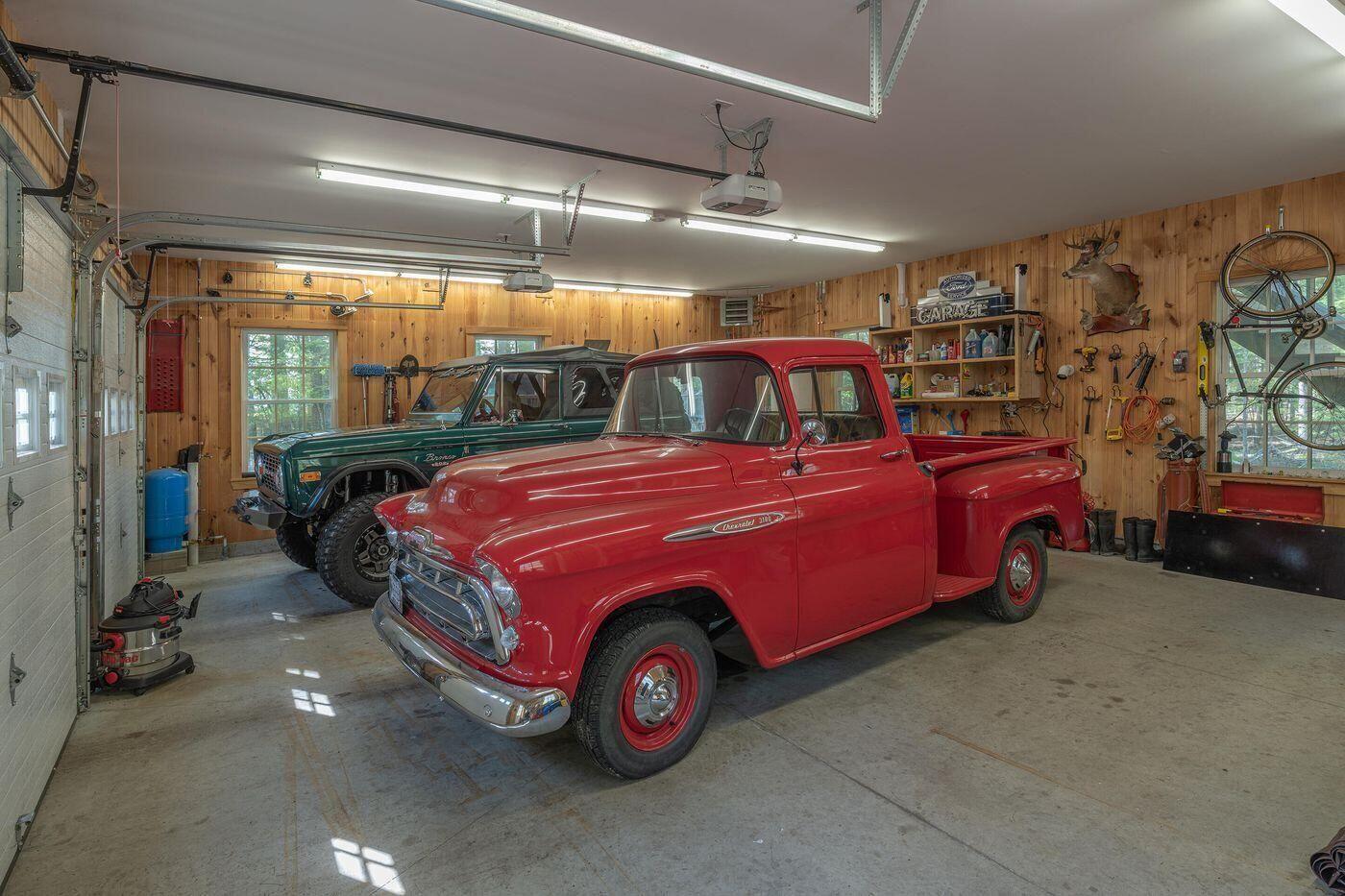 361 Cape Road Raymond ME 04071