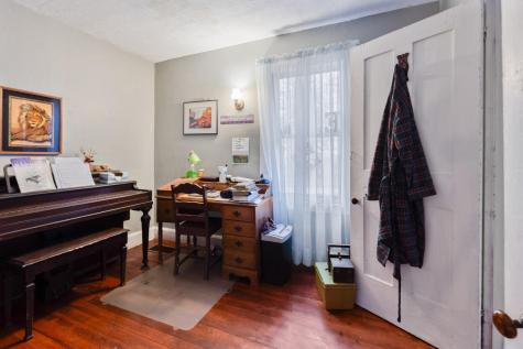 60 Route 41 Winthrop ME 04364