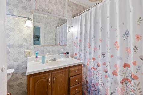 60 Route 41 Winthrop ME 04364