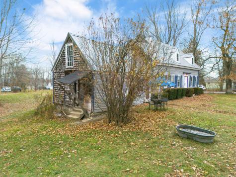 60 Route 41 Winthrop ME 04364