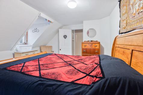 60 Route 41 Winthrop ME 04364