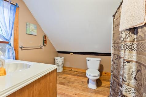 60 Route 41 Winthrop ME 04364