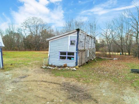 60 Route 41 Winthrop ME 04364