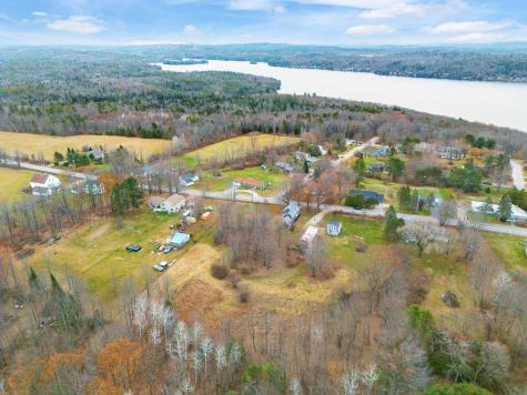 60 Route 41 Winthrop ME 04364