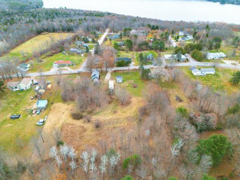 60 Route 41 Winthrop ME 04364