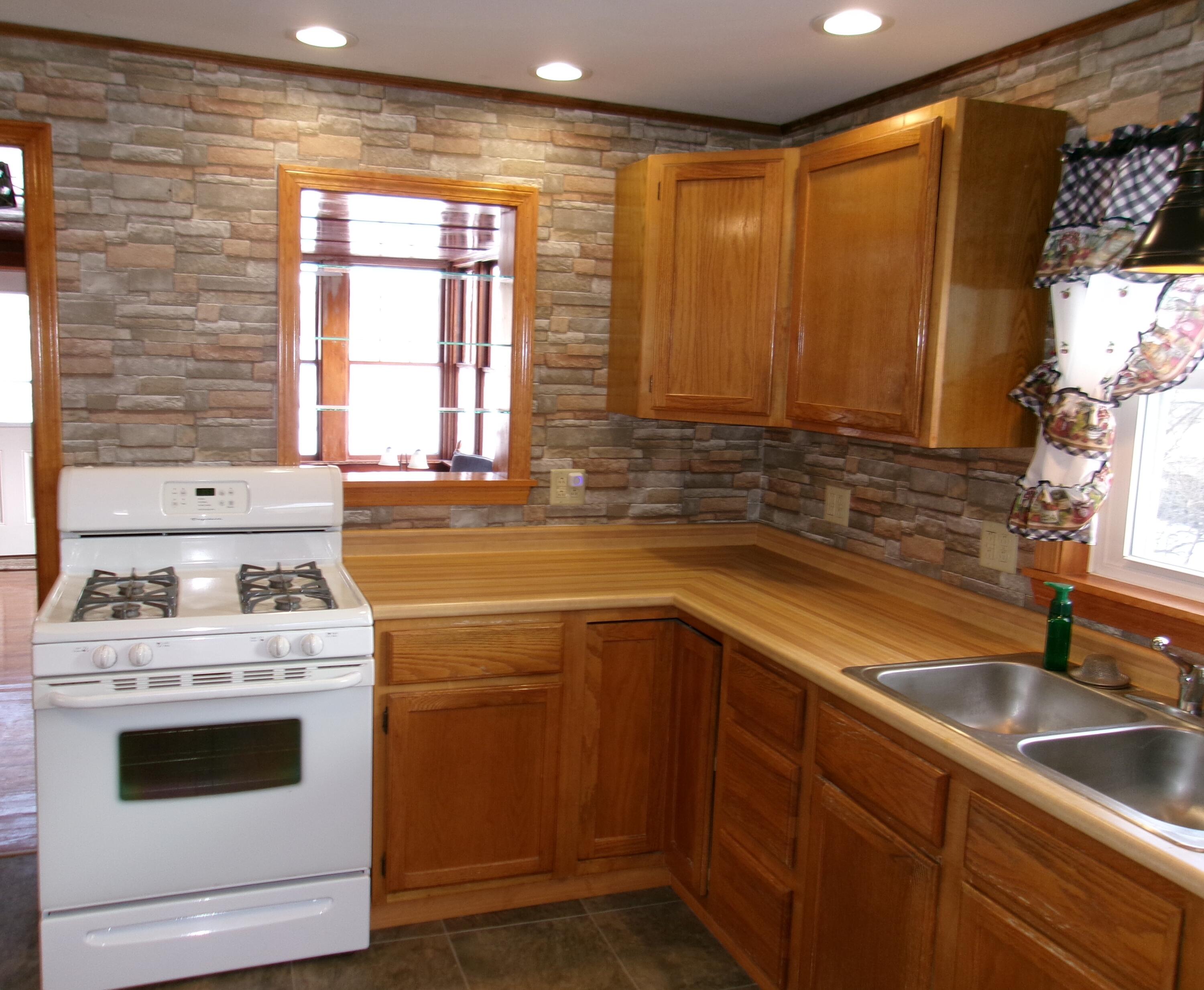 6 Morgan Street Lincoln ME 04457