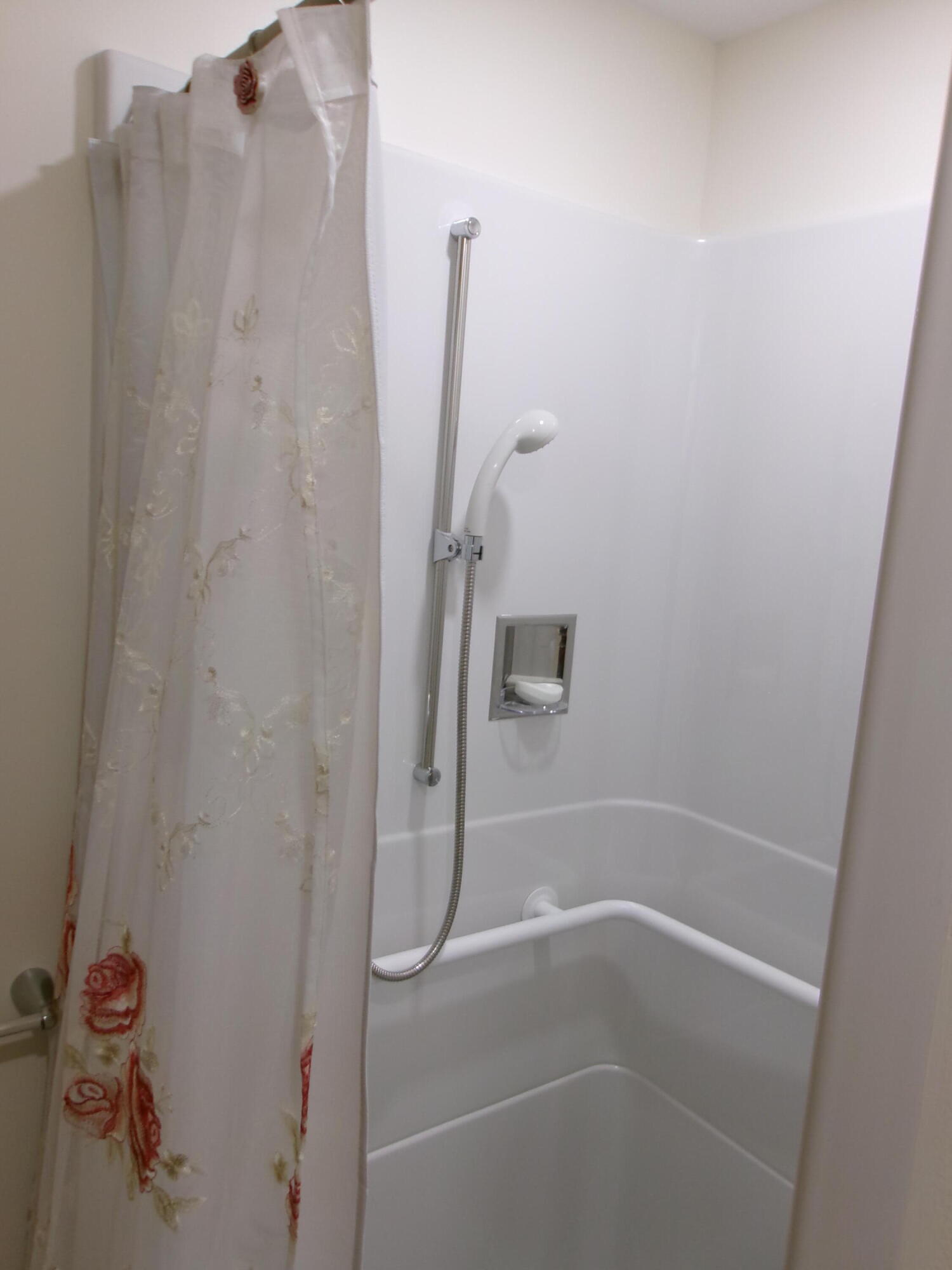 6 Morgan Street Lincoln ME 04457