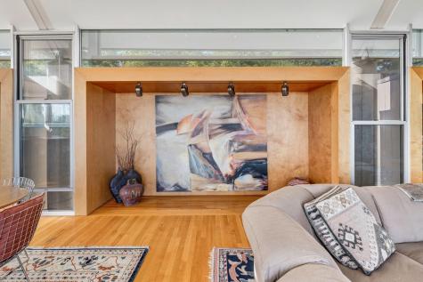 31 Daybreak Lane Surry ME 04684